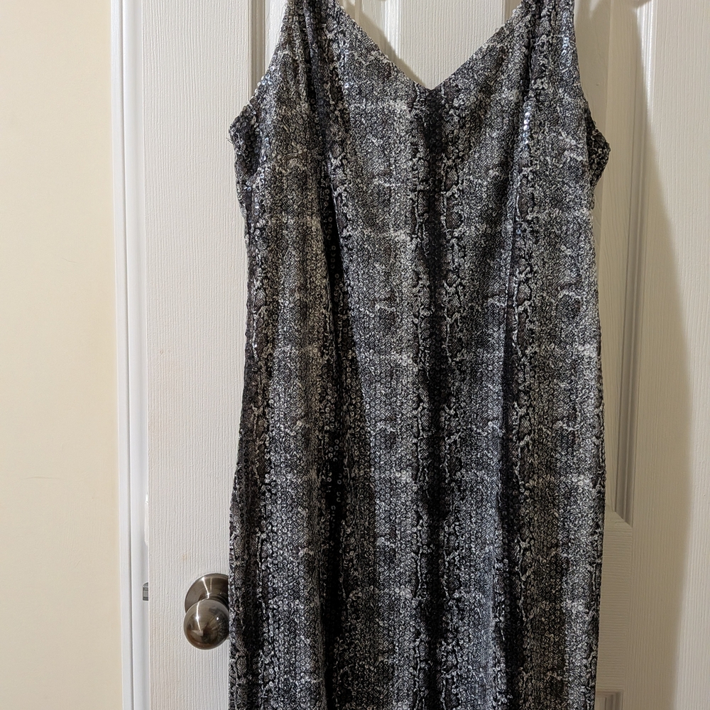 Elegant Strapless Black and White Dress
